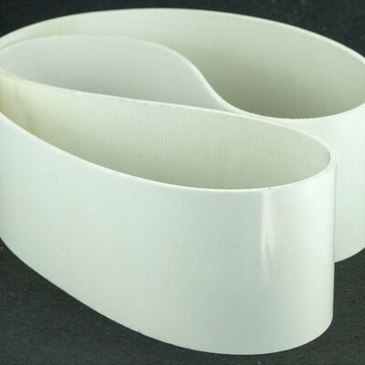شراء 1.0mm 1.3mm 1.6mm 2.0mm الحزام الناقل الخفيف لنقل المواد في صناعة الصلب / الاسمنت online manufacture